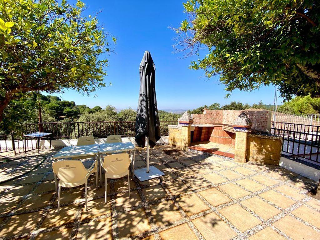 Estudio Coqueto Con Cocina, Bano Y Piscina De Temporada Compartida, A 8Km De Cordoba, En Plena Sierra,By Trassierrarooms Kültér fotó
